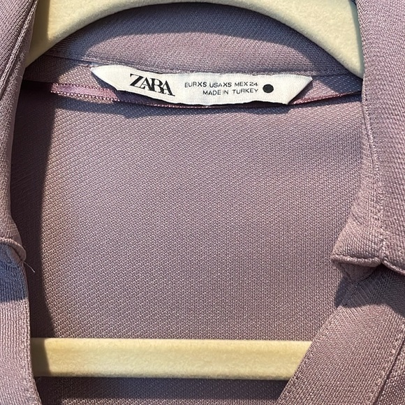 Fitted Button Down Shirt - Picture 2 of 3